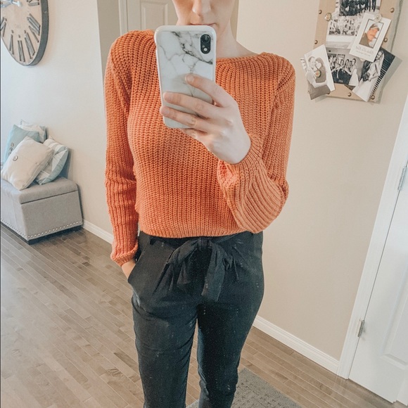 BNWT Front Knot Sweater (worn both ways) - Picture 3 of 3